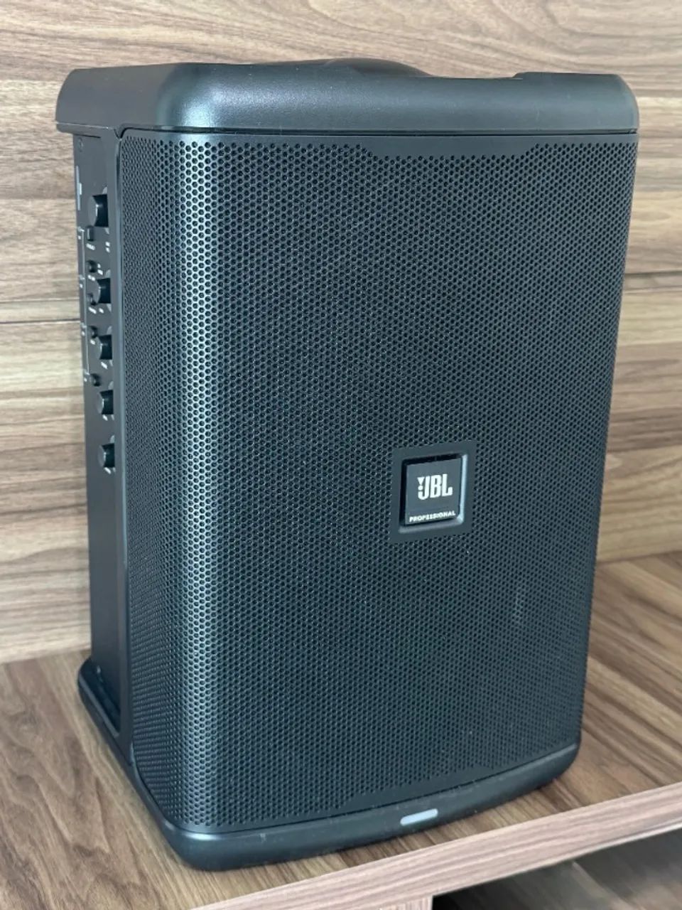 JBL Eon One Compact (Completa na Caixa) - Foto 4