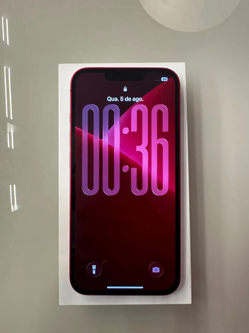 IPHONE 14 vermelho