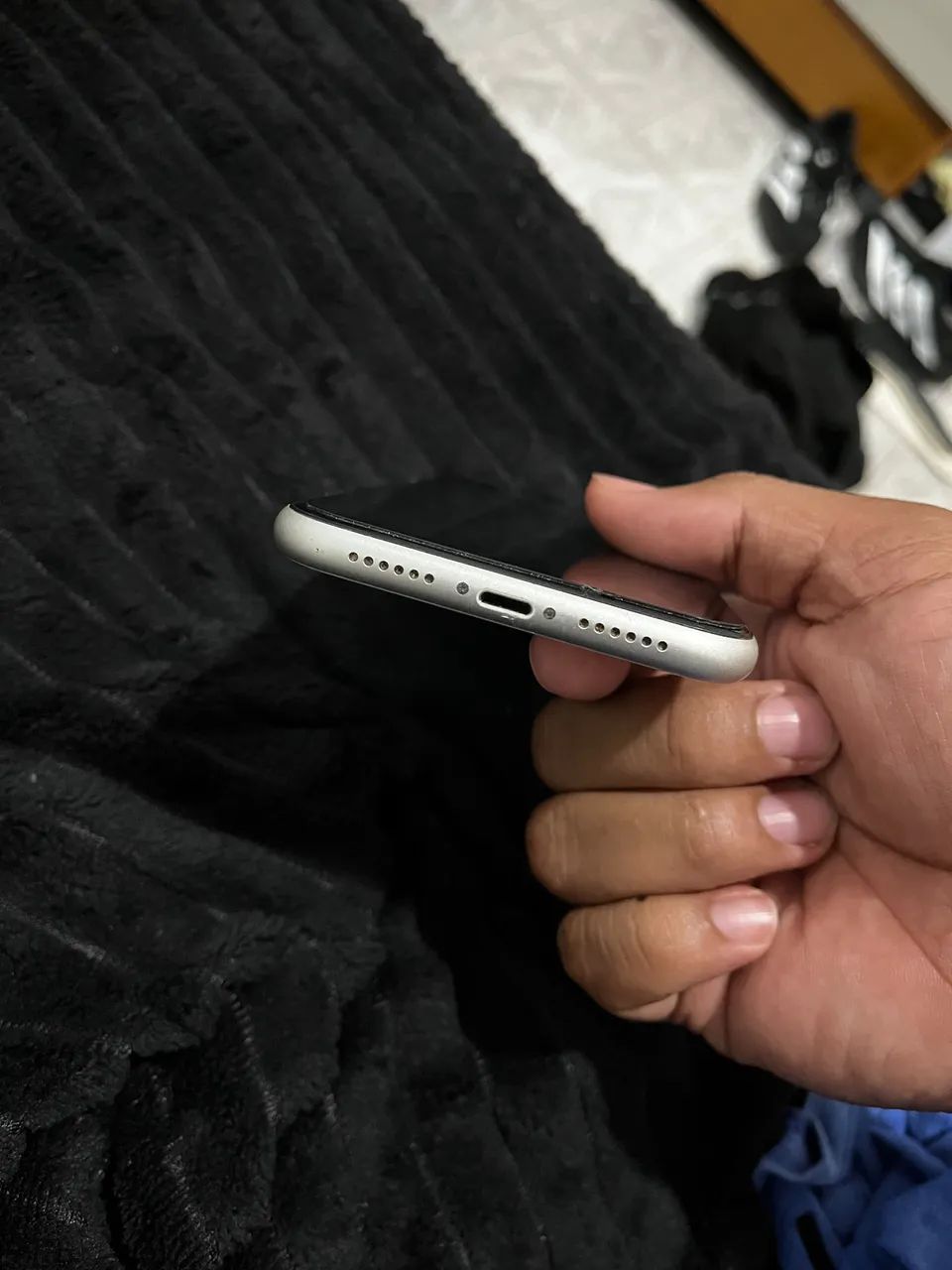 IPHONE 11 SEMI NOVO