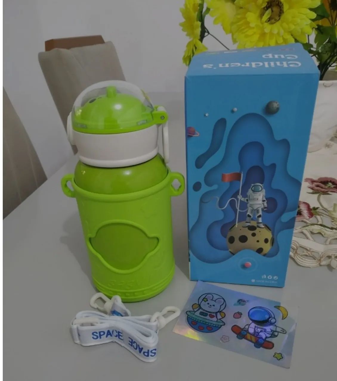 Garrafa Térmica Infantil Astronauta - Foto 5