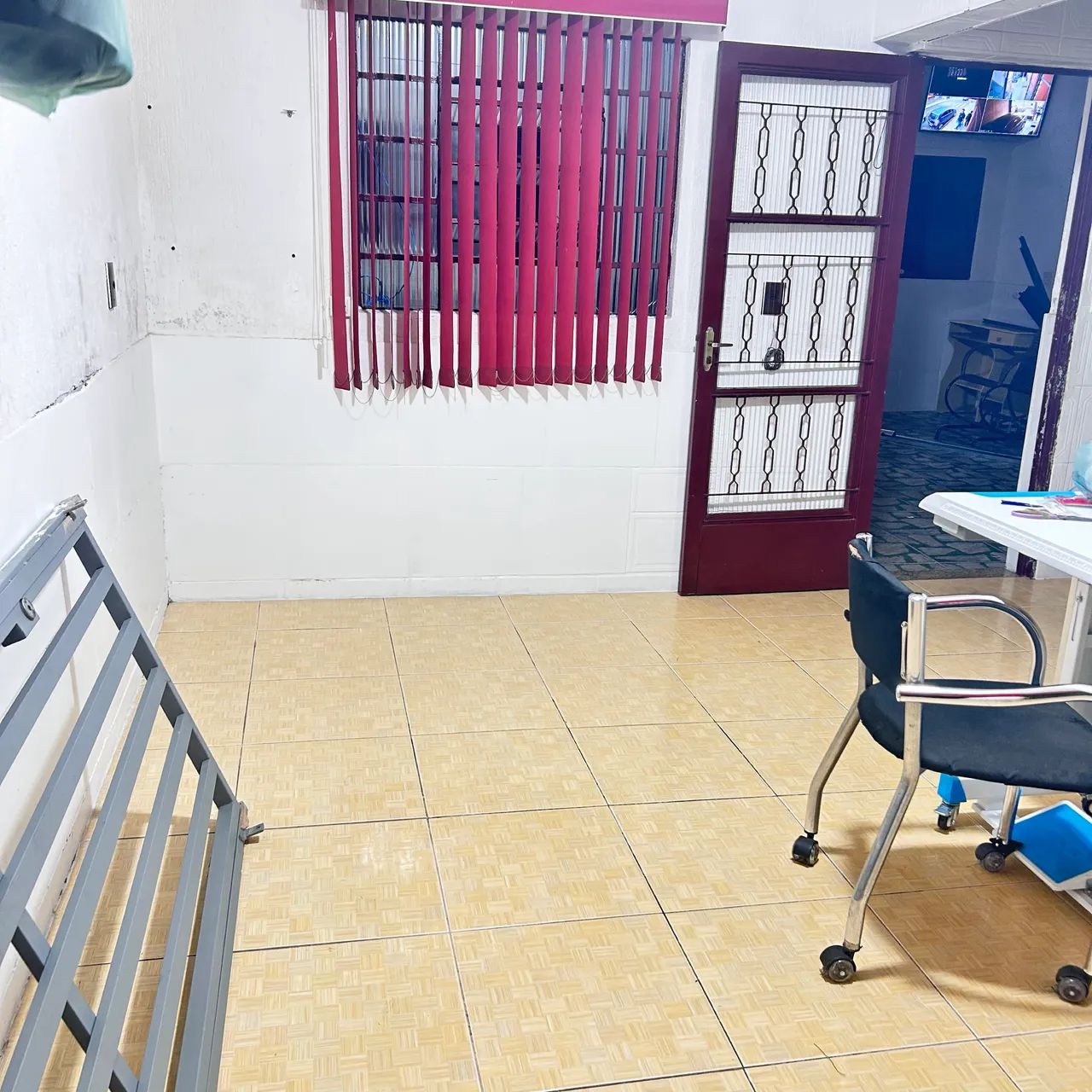 Casa na Carlos Gomes - 2 ou 3 quartos + 3 wc pode ser comercial - Foto 5