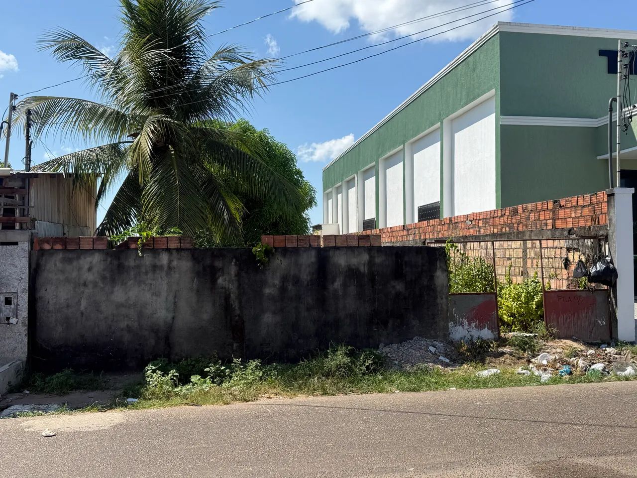 Vende-se Terreno em Manacapuru
