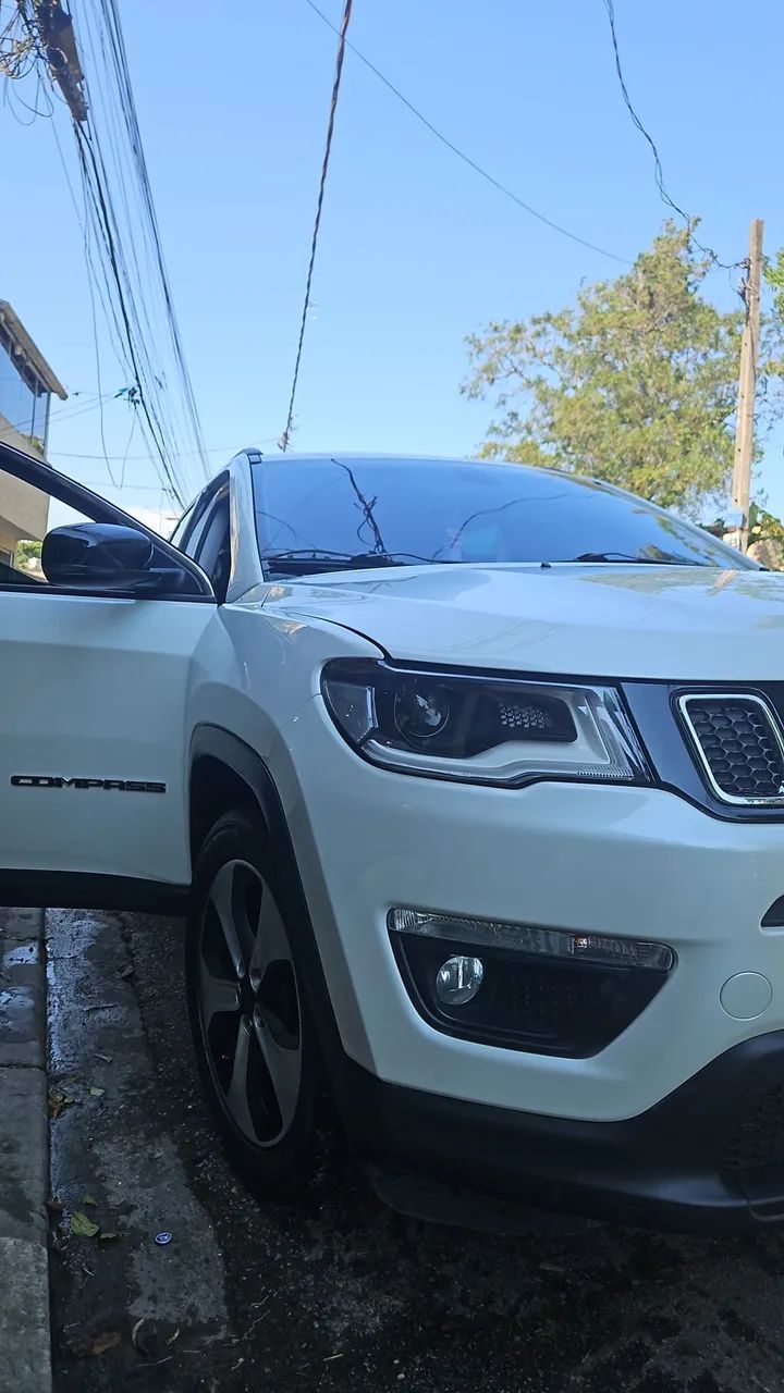 Jeep Compass Longitude 2.0 4X2 Flex 16V Aut. 2017 - Foto 4
