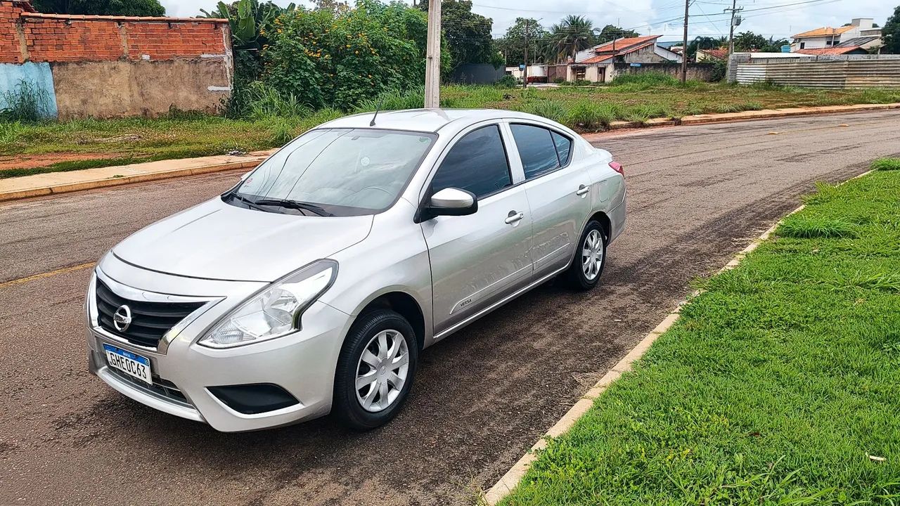 Nissan Versa 1.0 12V Flexstart 4P Mec. 2019 - Foto 2