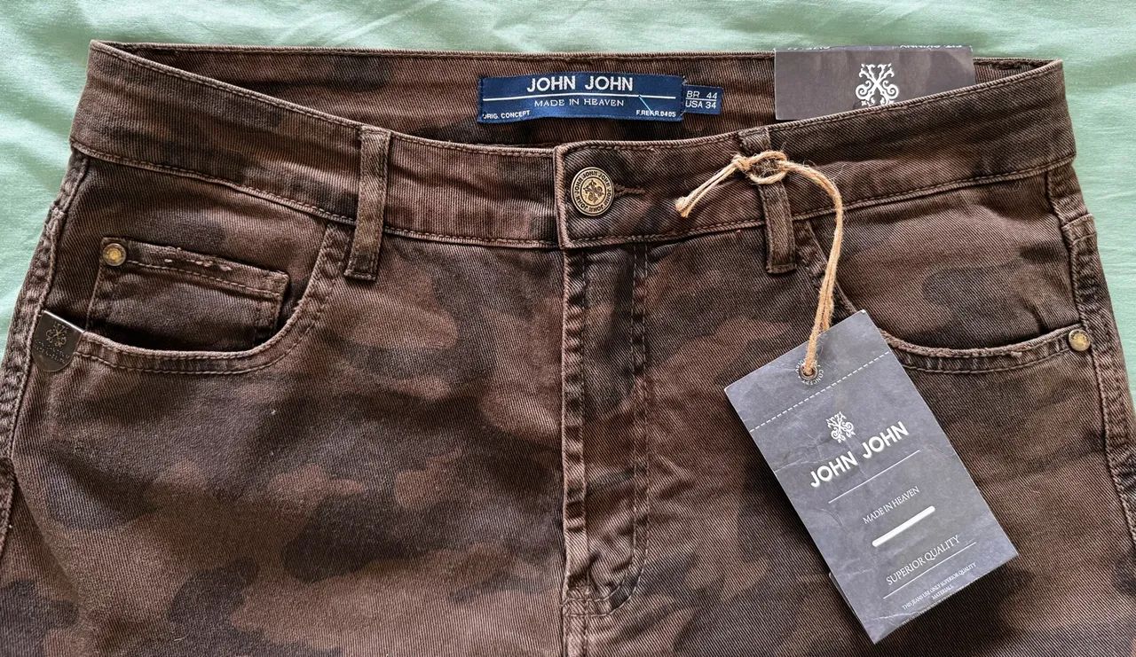 Calça jeans camuflada John John Fem 44 - Foto 2