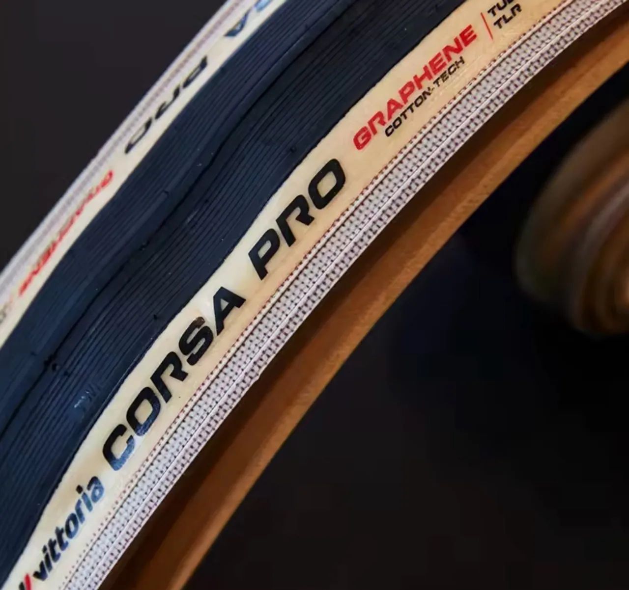 Pneu Vittoria Corsa PRO TLR 700x30 bege - Ciclismo - Área