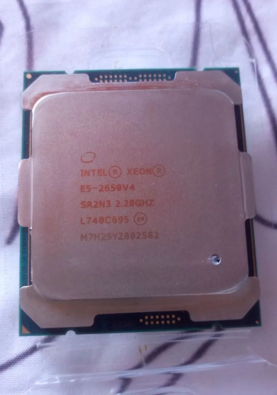 Processador Intel Xeon E5 2650 V4  OEM - Foto 2