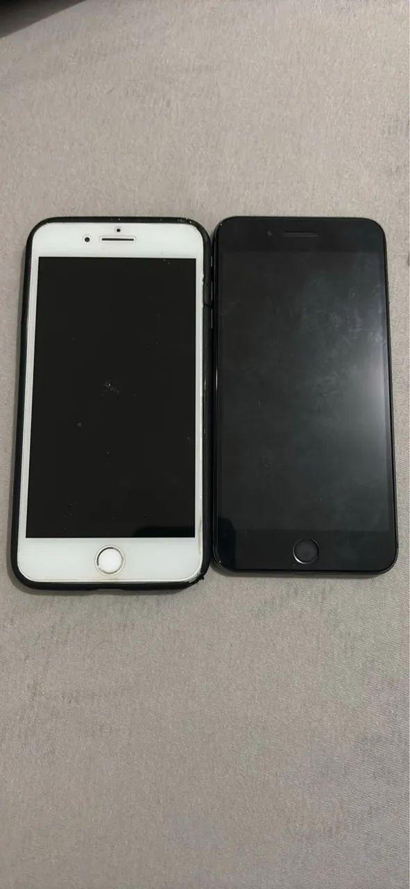 2 iPhones 8 Plus 