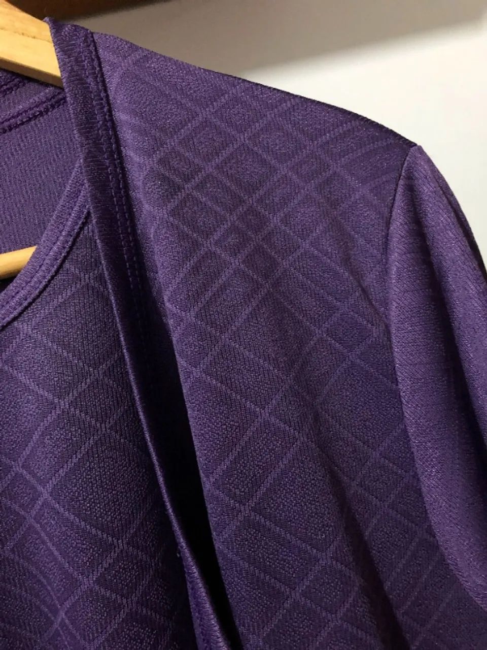 Conjunto Usado Roxo Escuro Plus Size Blusa e Casaco Moda Feminina - Foto 5