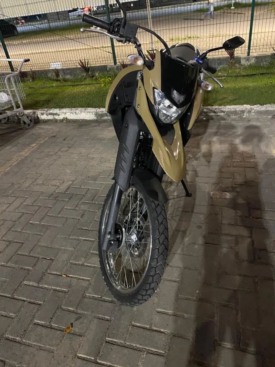 MOTO XTZ LANDER 2024