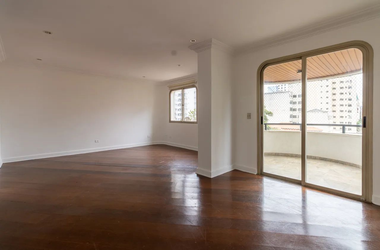 Maison Dallas  Locação · 3 dormitórios
