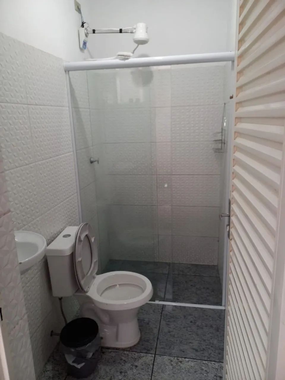 Quarto individual mobiliado com cozinha e banheiro compartilhado prox Facens $570 - Foto 5