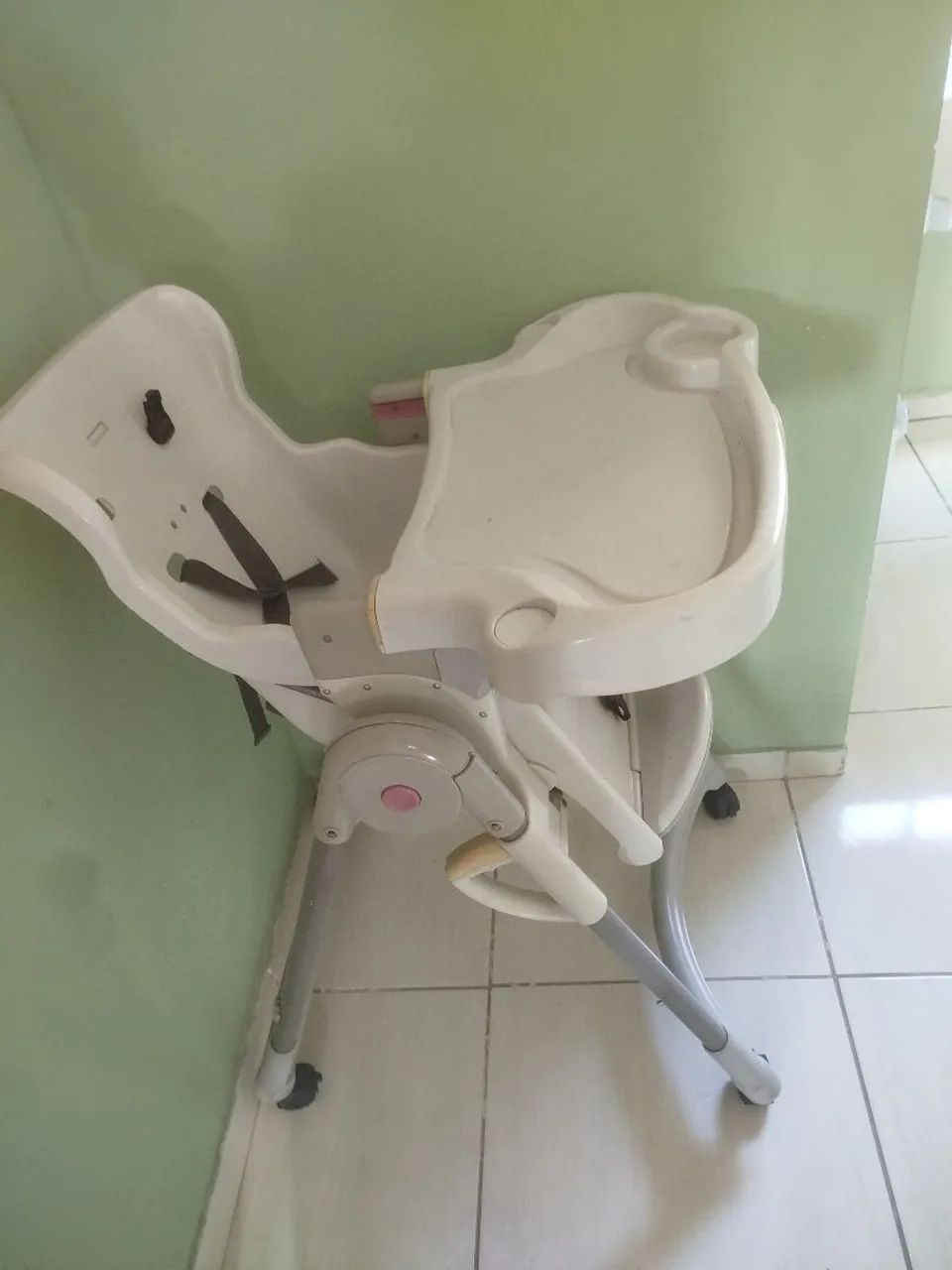 Cadeira de alimentação bebê  - Foto 3
