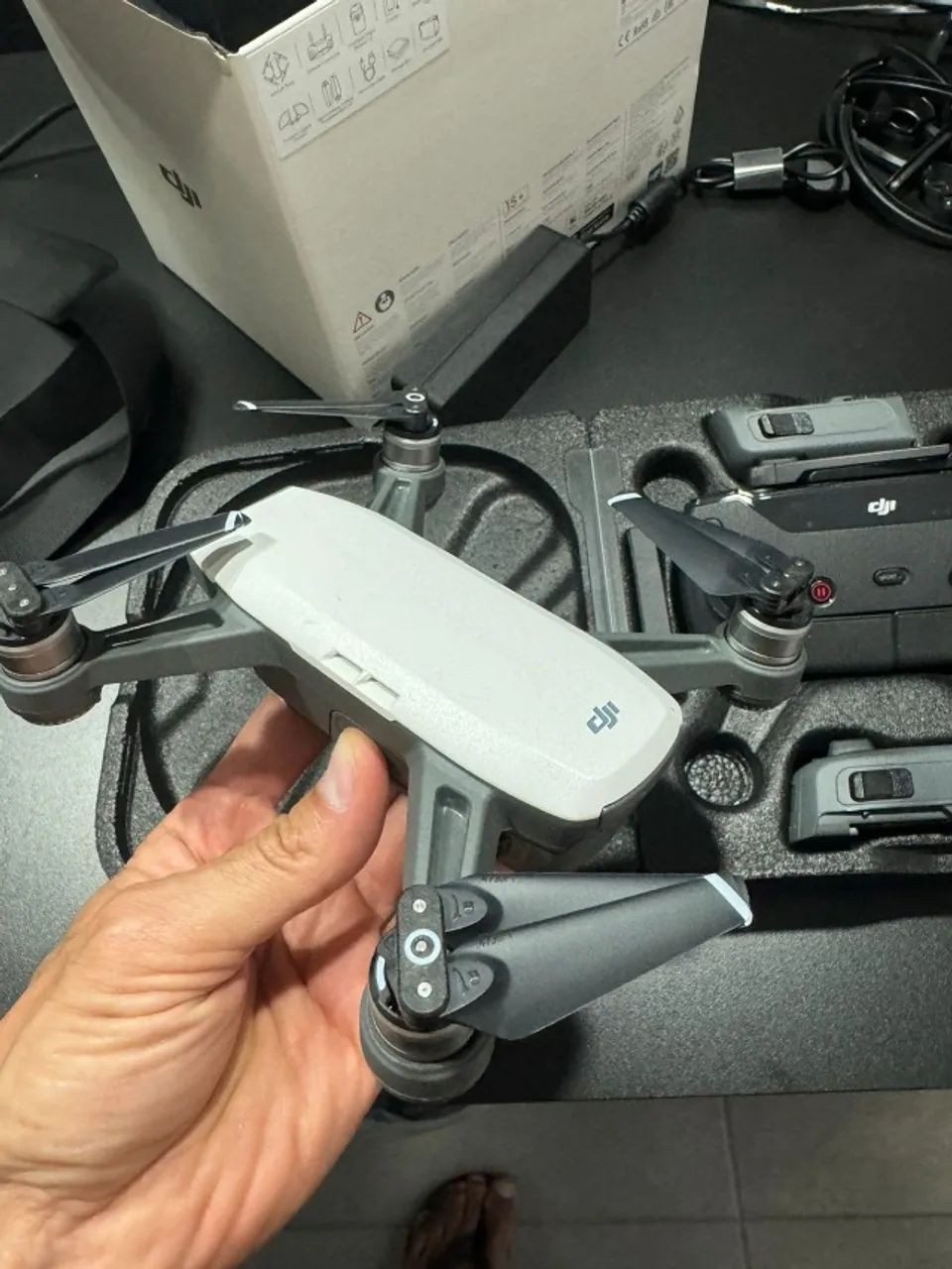Mini Drone Dji Spark Fly More Combo Com Câmera Fullhd - Foto 2