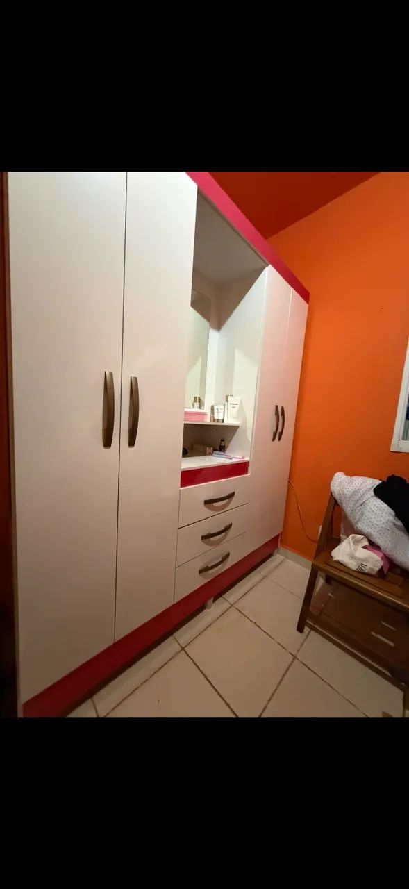 Guarda-roupa 