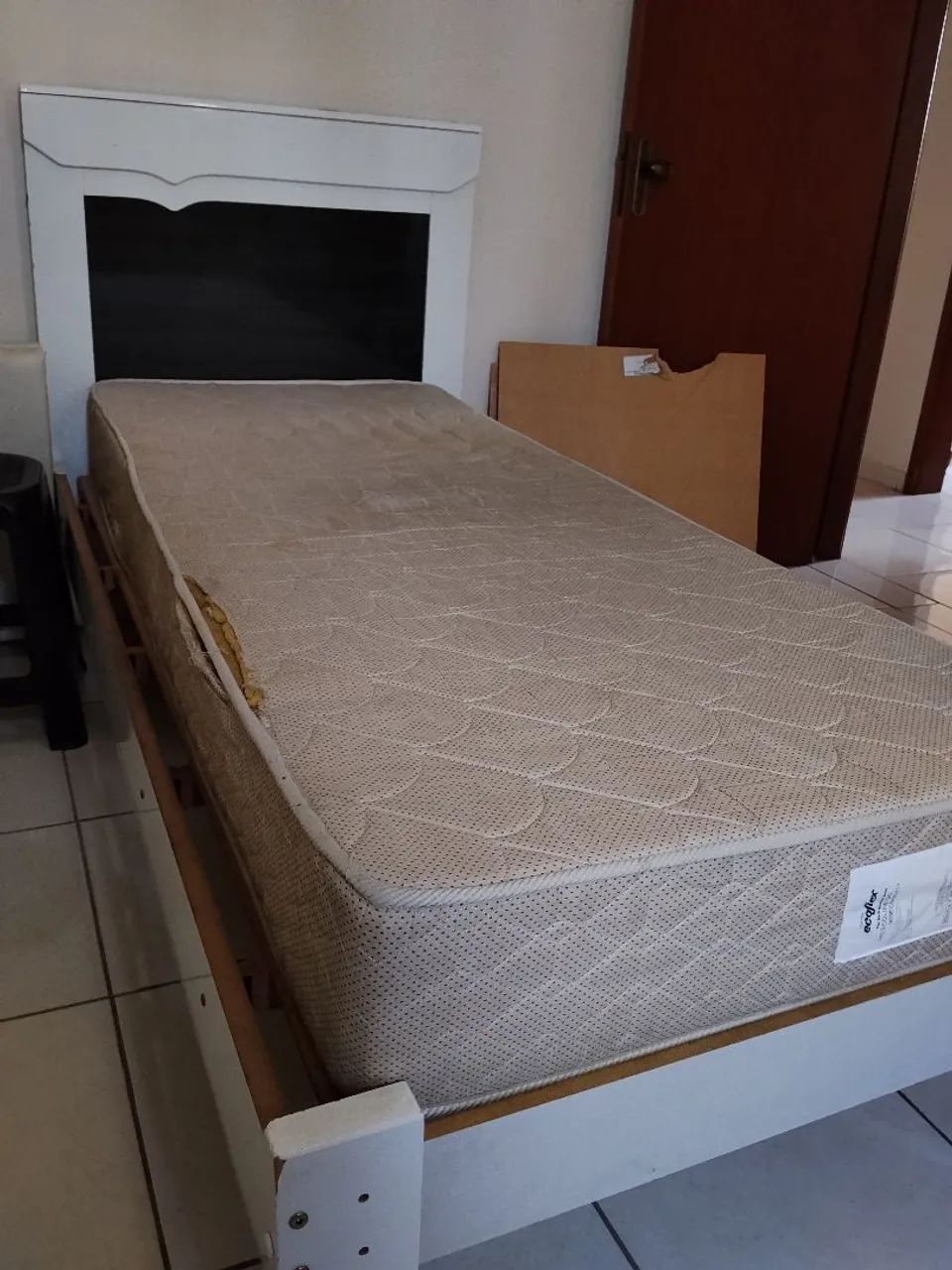 Cama + Colchão Ortopédico de Solteiro  - Foto 2