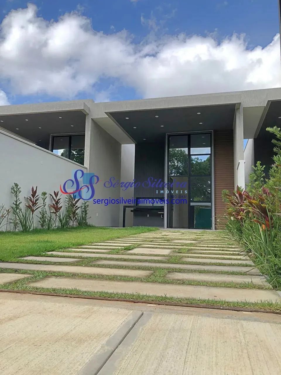 Casa ampla com 4 suítes com excelente localização em Eusébio. - Foto 4