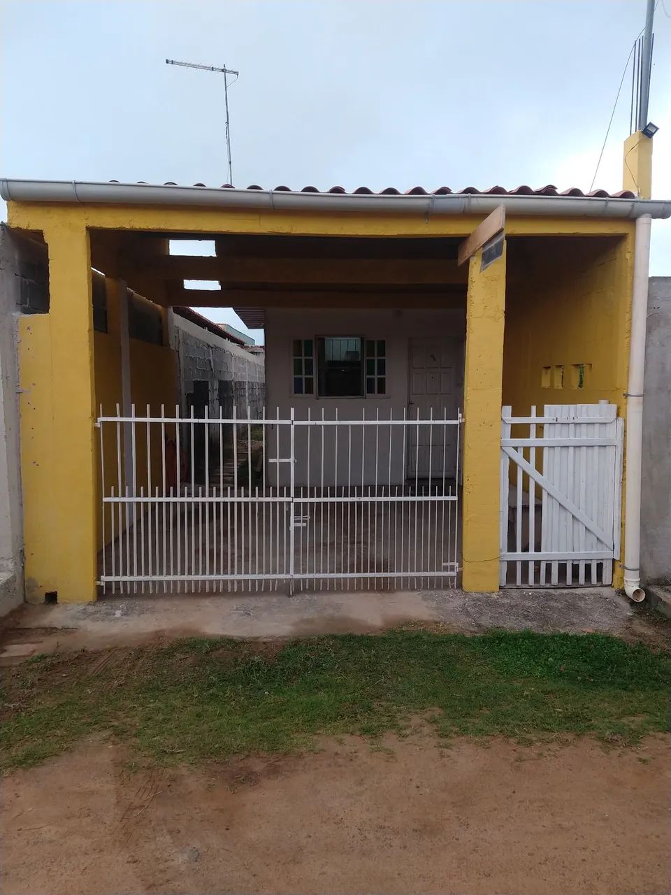 Casa pequena praia do lé 