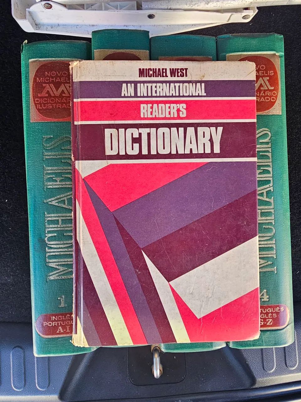Dicionário Michaelis Inglês-Português Capa Dura + Brinde! - Livros