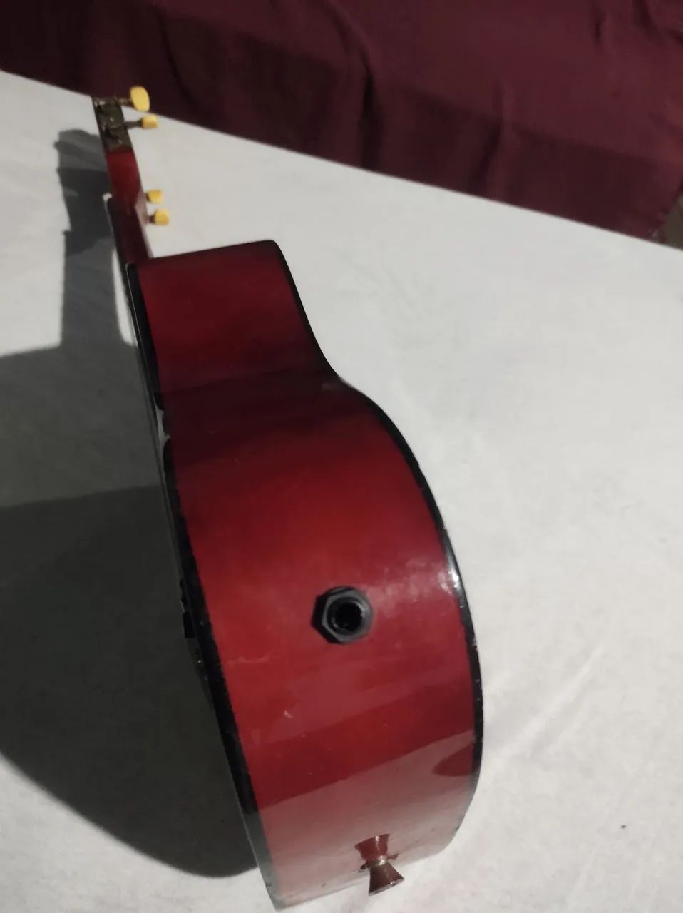 Vendo ou troco cavaco amplificado com capa. 