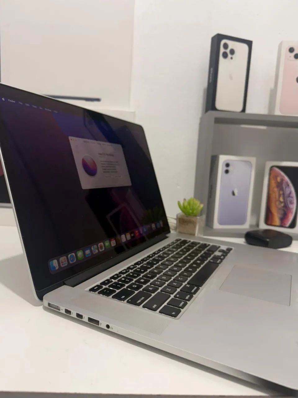 MacBook Pro 15 Polegadas 2015  - Foto 2