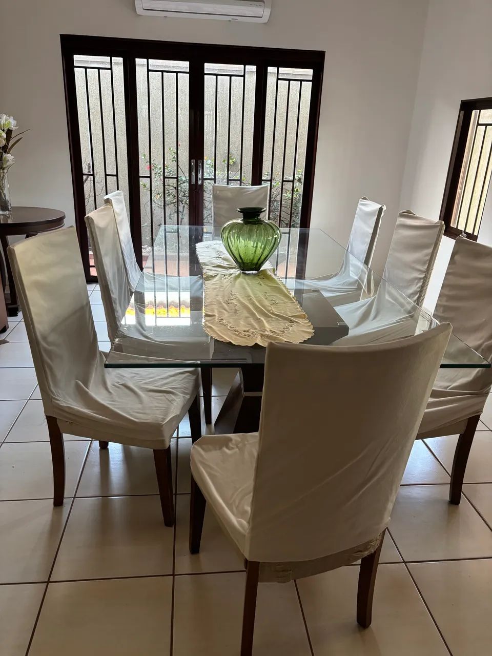 Mesa de jantar e cadeiras  - Foto 3