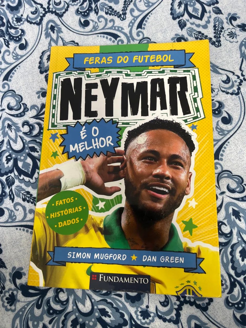 Livro Messi,Neymar - Foto 2