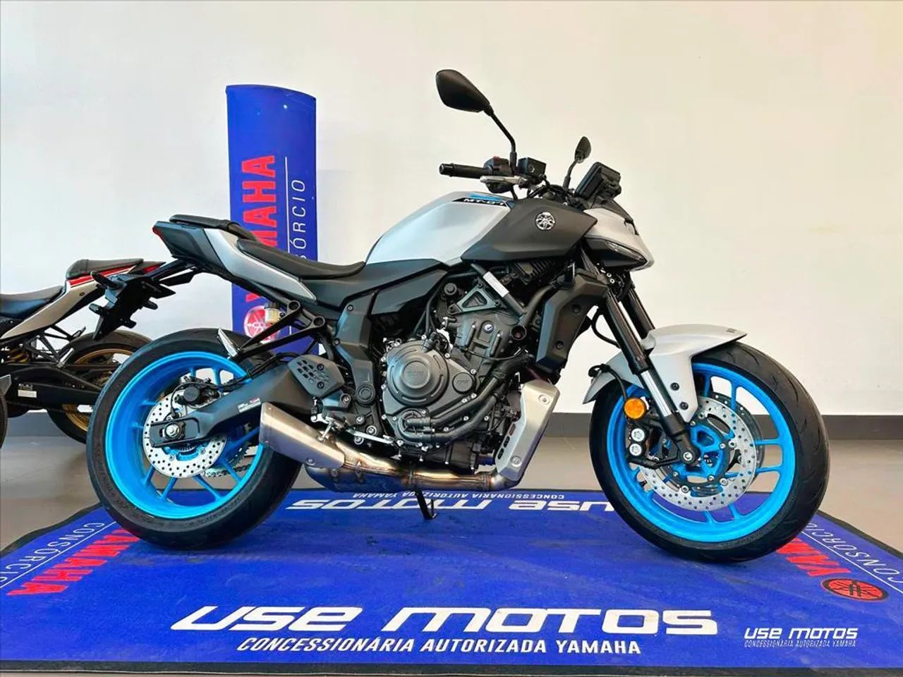 YAMAHA MT-07 CONNECTED ABS