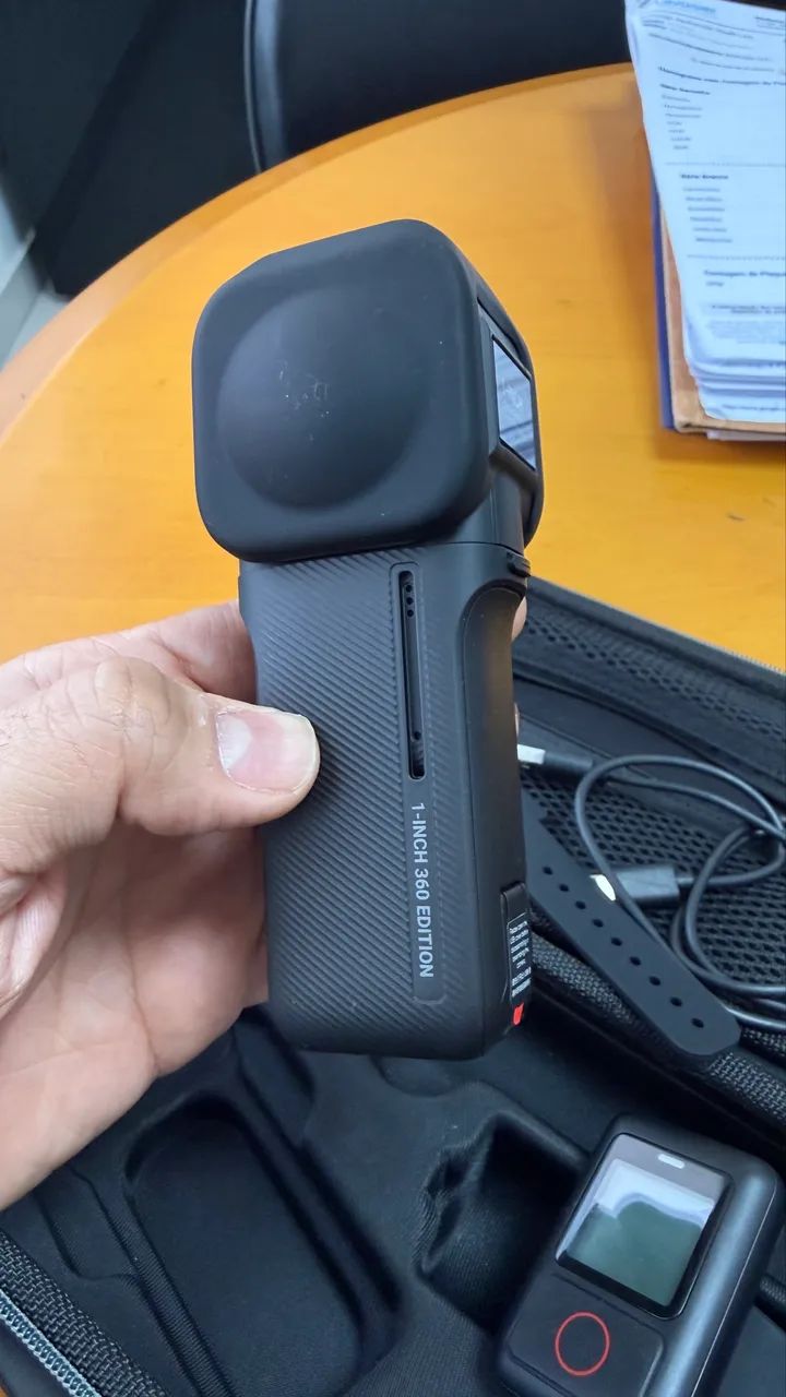 Câmera insta360  1inch com GPS - Foto 4