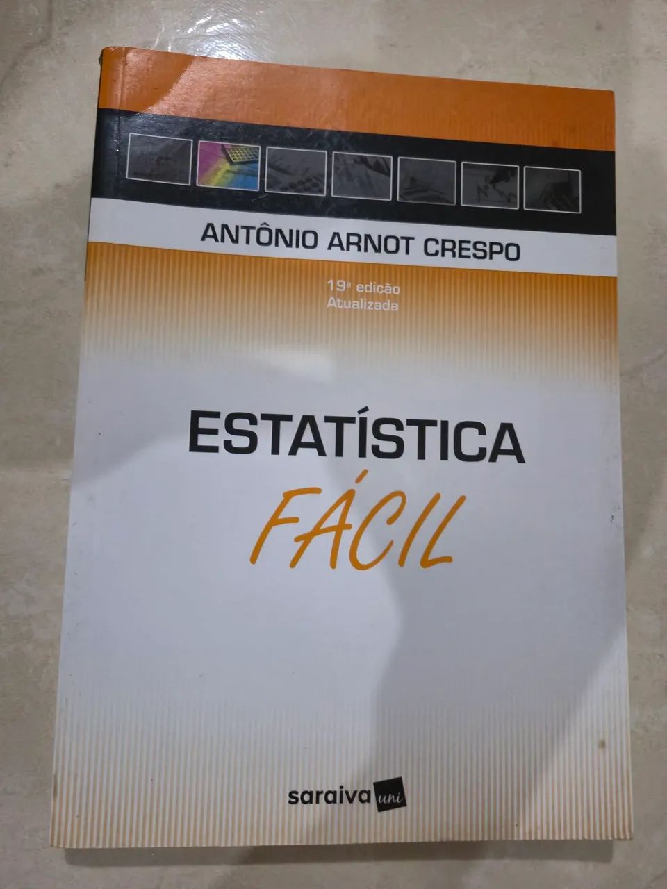 Vendo livro de estatística