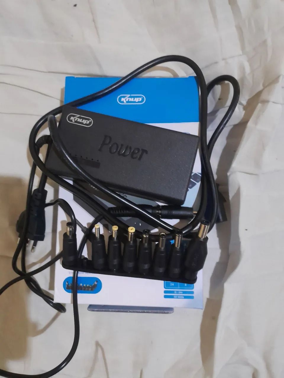 Fonte universal notebook