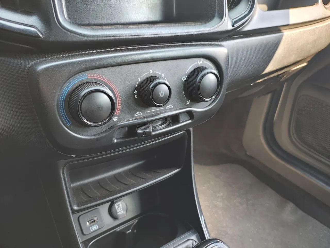 Fiat Strada Freedom 1.3 Flex 8V CD 2025 - Foto 2