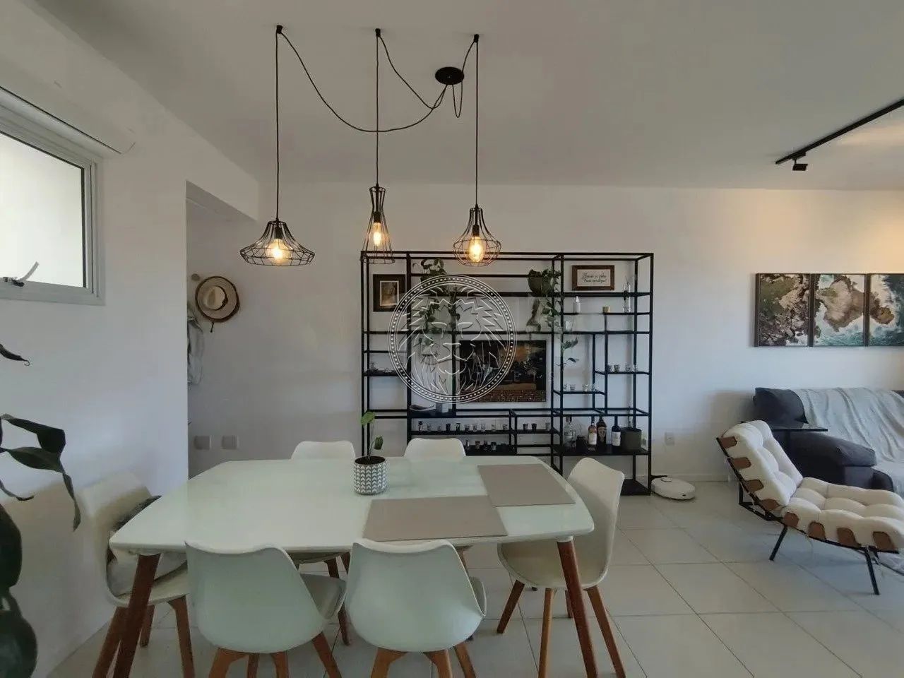 Apartamento a venda com 3 dormitórios no Rio Tavares em Florianópolis - SC