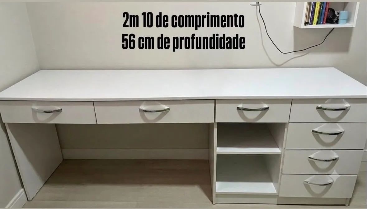 Mesa de estudos/ escritório 