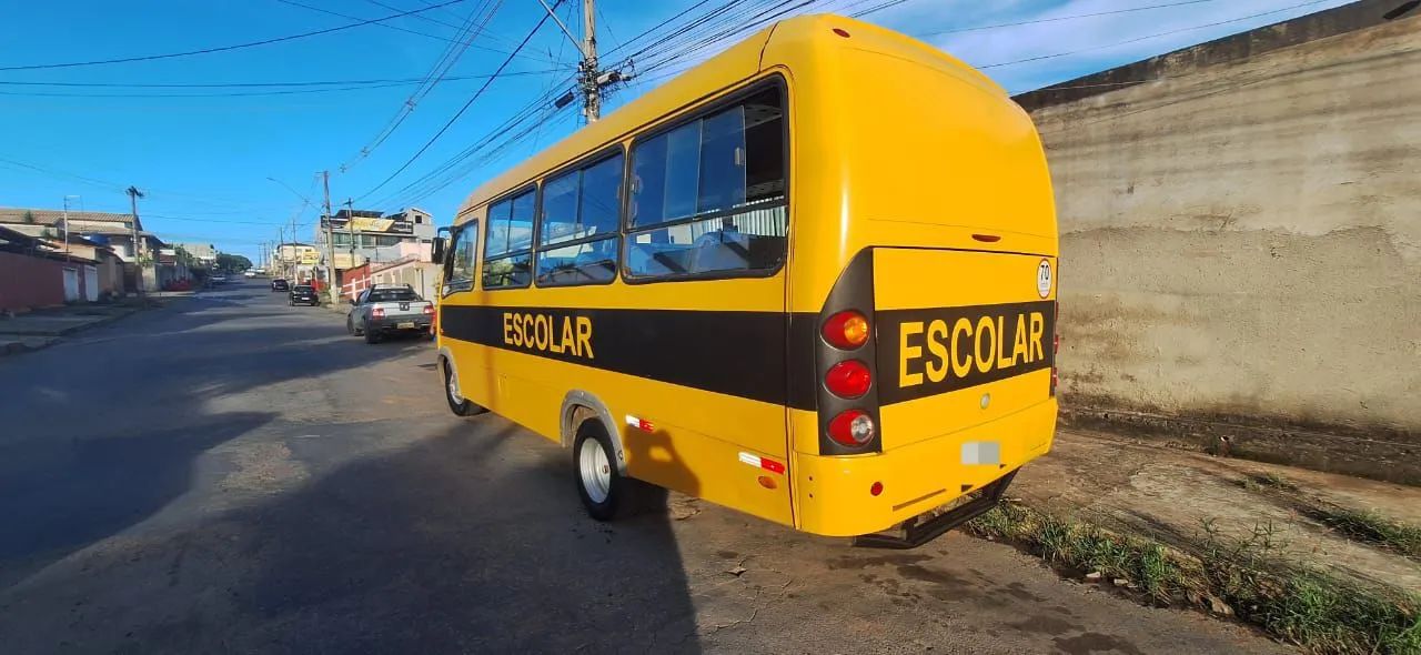 Micro ônibus 30 lugares - Foto 5