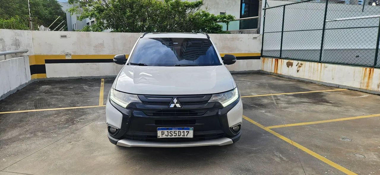 Mitsubishi Outlander 2016