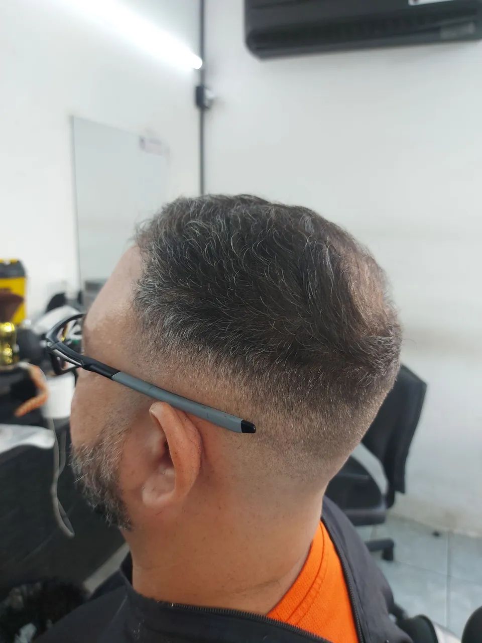 MODELO PARA CORTE DE CABELO - Foto 2