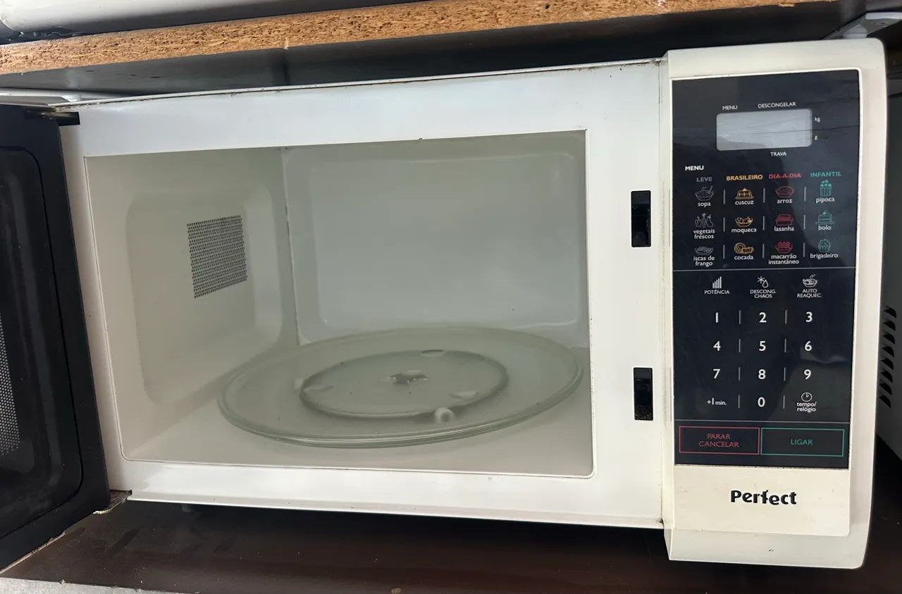 Microondas Panasonic 31 litros  - Foto 2