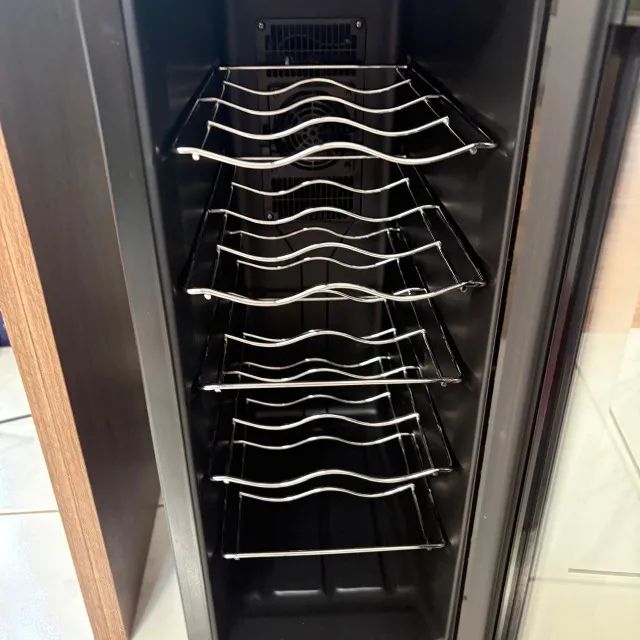 Adega para vinhos com Móvel projetado - Foto 3