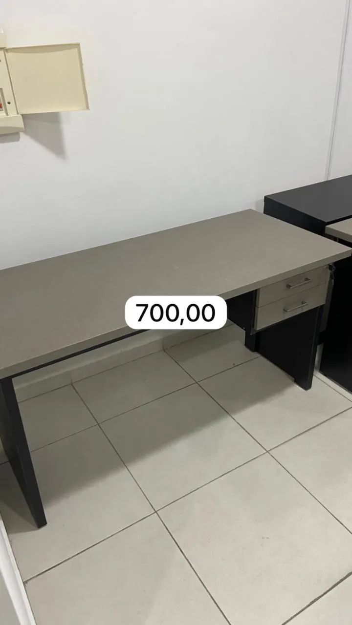 Escrivaninha para escritório 
