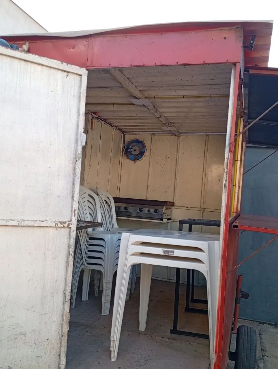 Vendo um trailer montado para lanches no jeito de trabalhar - Foto 2
