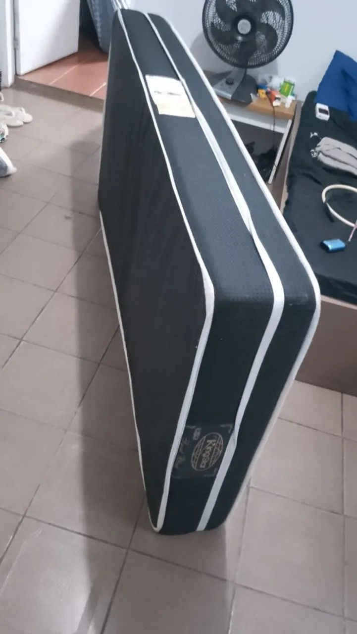 Vendo cama box com colchão King star  - Foto 2