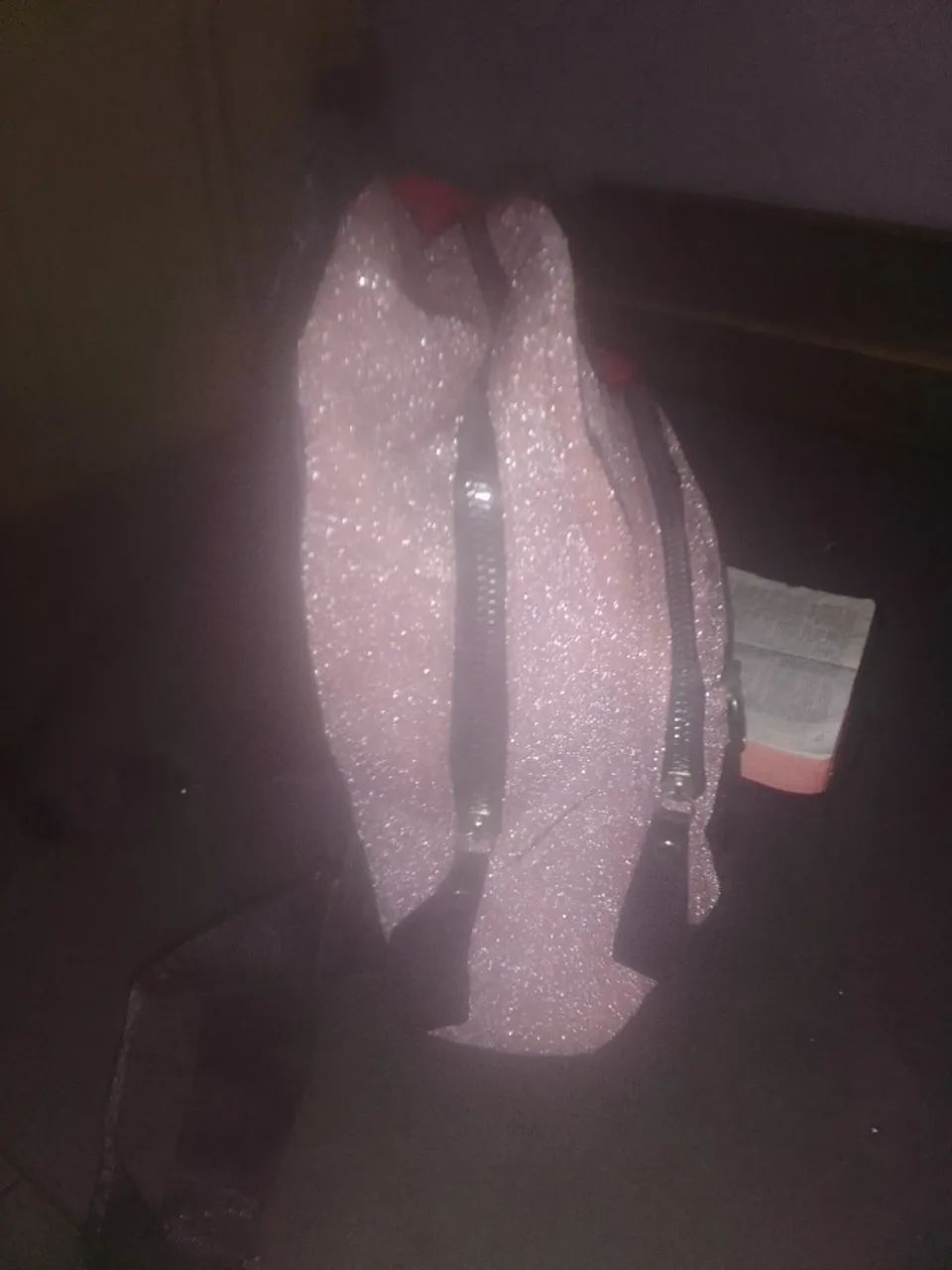 Vende-se Mochila Rosa com Glitter.  - Foto 2