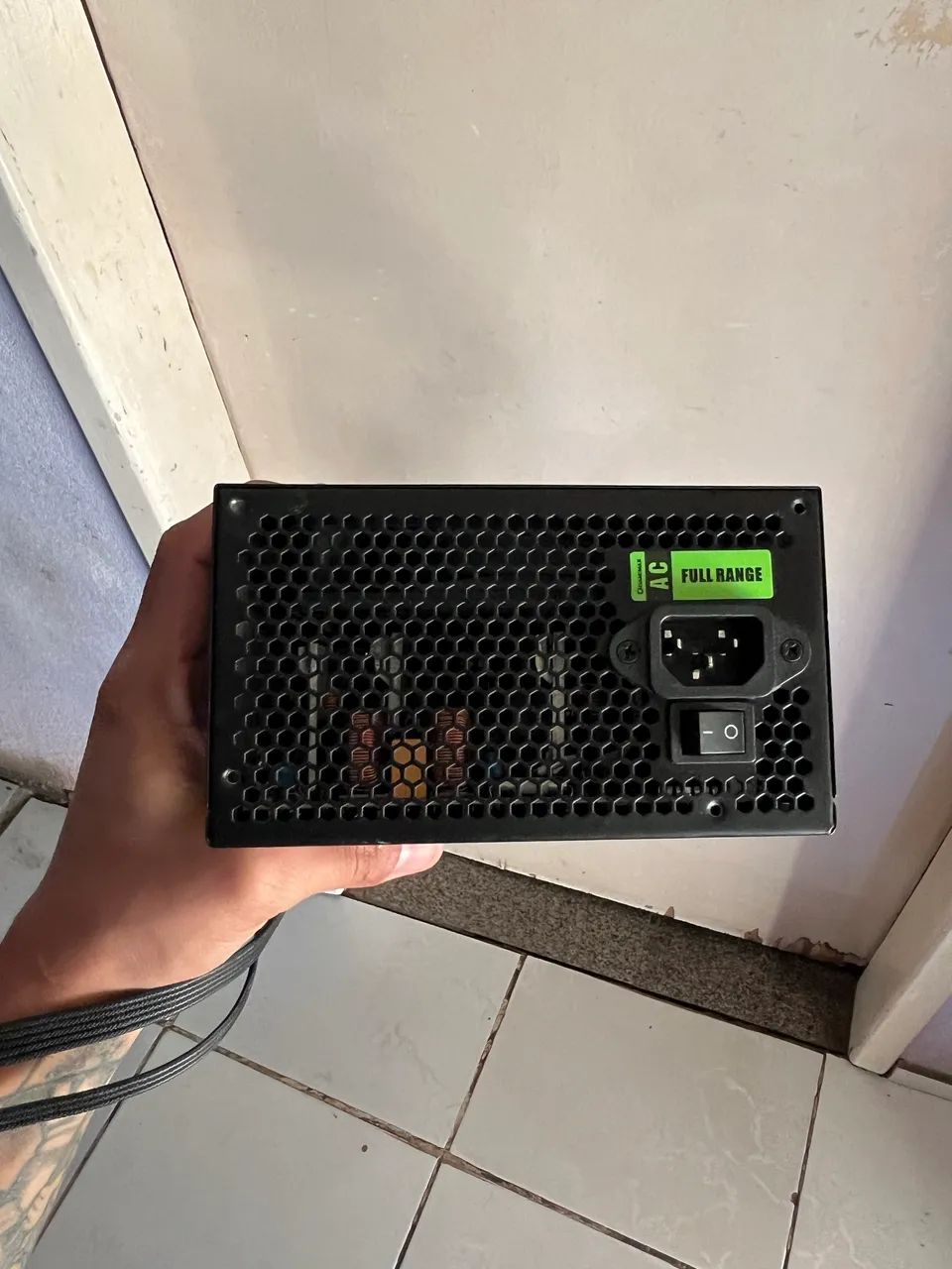 FONTE GAMEMAX 600w 80plus - Foto 4
