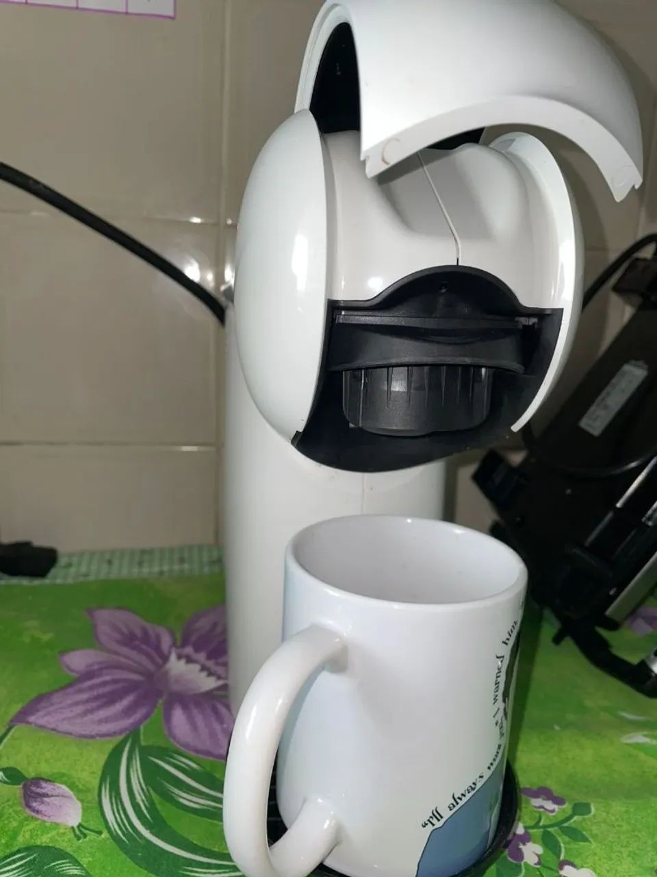 Cafeteira Dolce Gusto Genio S Branca - Foto 6