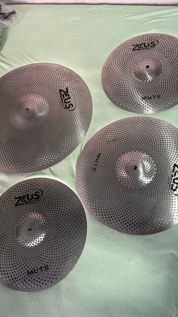 Kit pratos Zeus mute