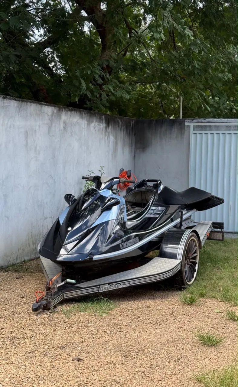 JET SKI IMPECÁVEL