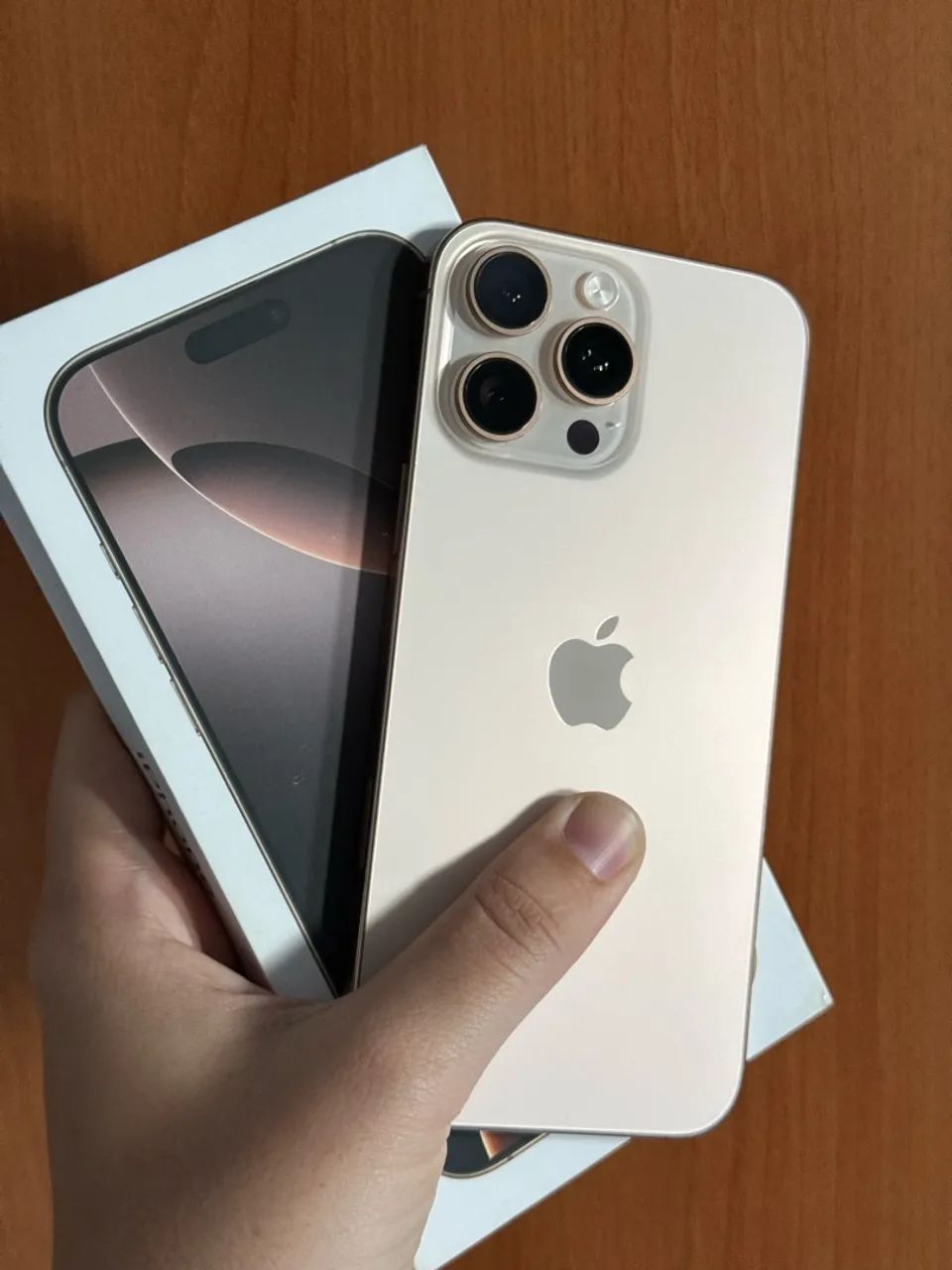iPhone 16 Pro Max 256gb estado de Loja! 