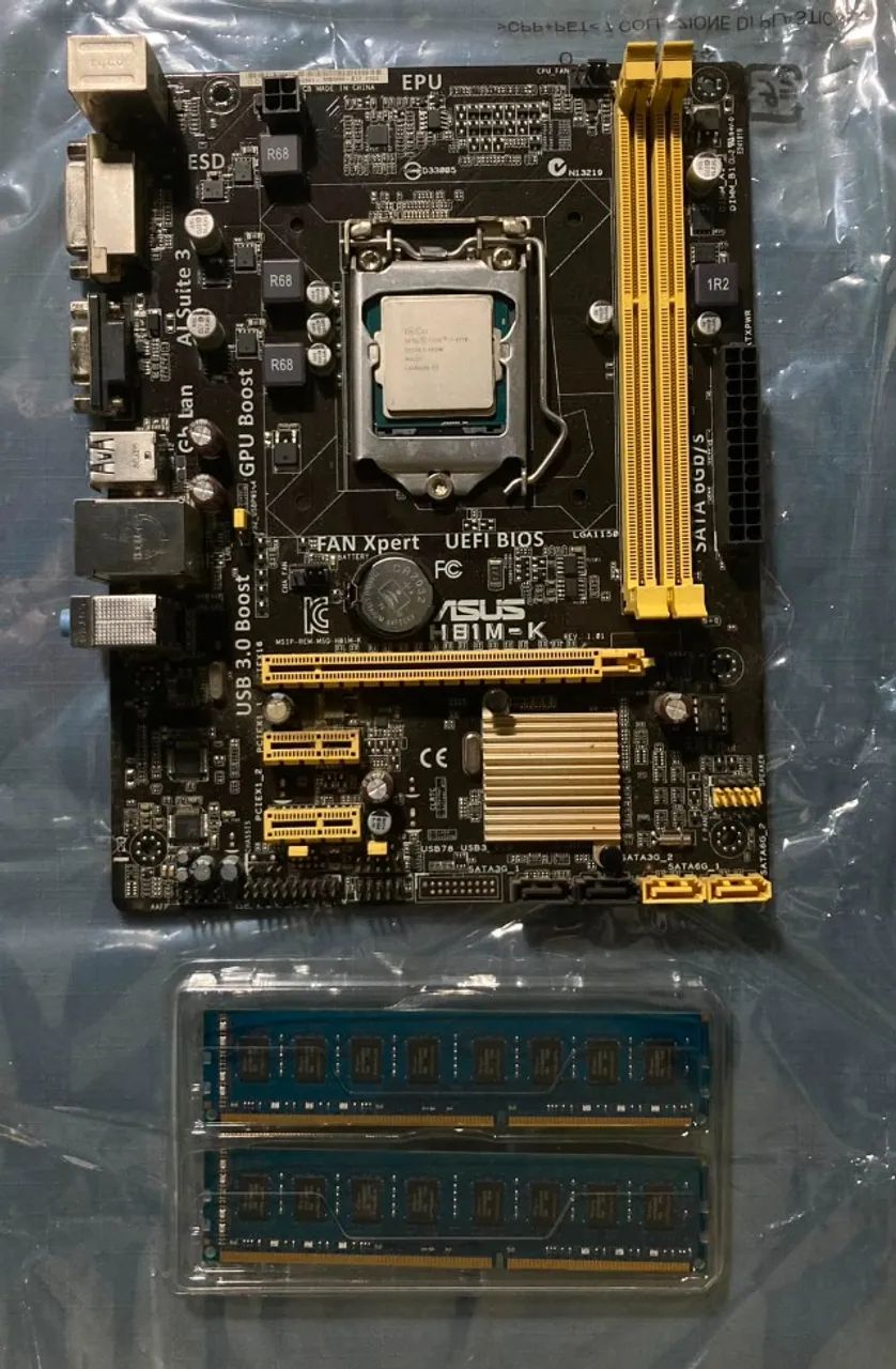 Placa Mãe com CPU e RAM