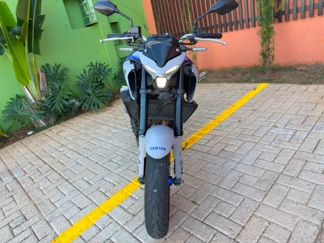YAMAHA MT03 - Foto 2